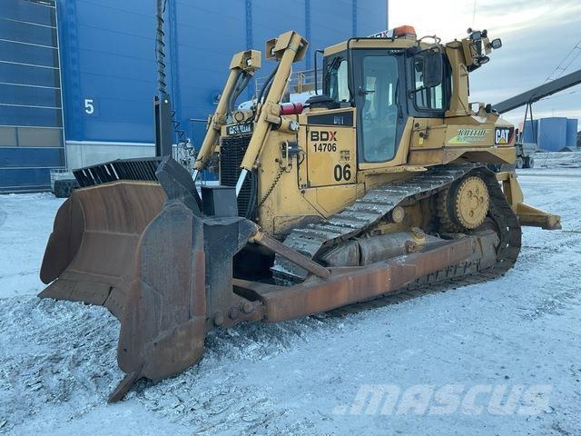 CAT D6T XL بلدوزرات مجنزرة