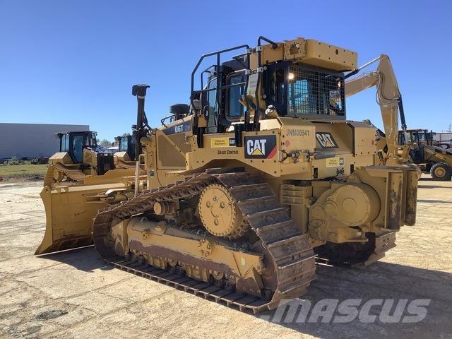CAT D6T XW بلدوزرات مجنزرة
