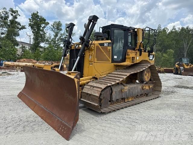 CAT D6TLGP بلدوزرات مجنزرة