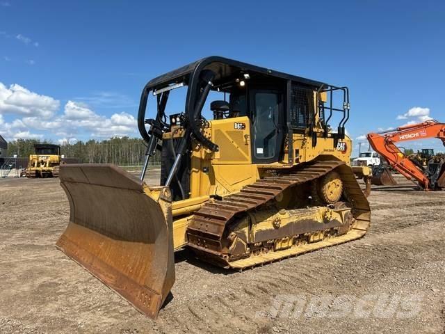 CAT D6TLGP بلدوزرات مجنزرة