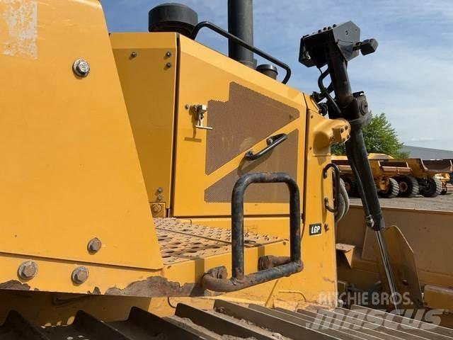 CAT D6XE LGP بلدوزرات مجنزرة