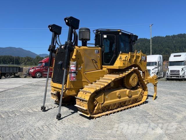 CAT D7 بلدوزرات مجنزرة