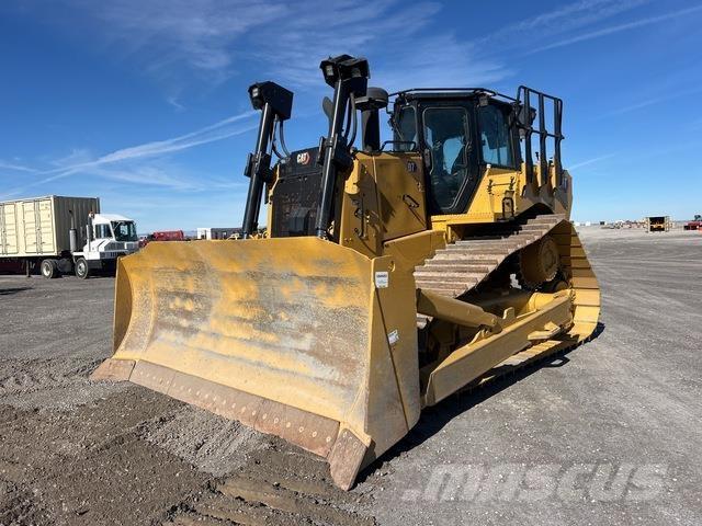 CAT D7 LGP بلدوزرات مجنزرة