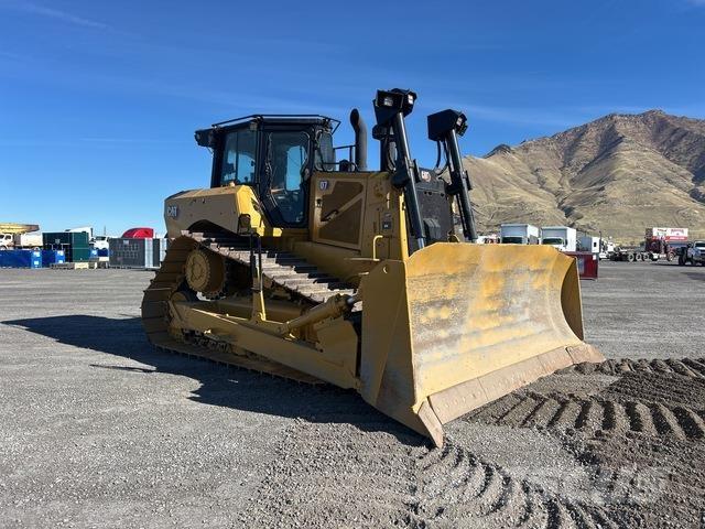 CAT D7 LGP بلدوزرات مجنزرة