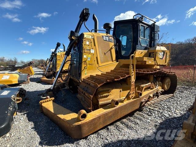 CAT D7E LGP بلدوزرات مجنزرة