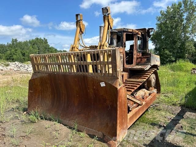 CAT D7R بلدوزرات مجنزرة