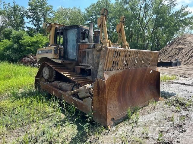 CAT D7R بلدوزرات مجنزرة