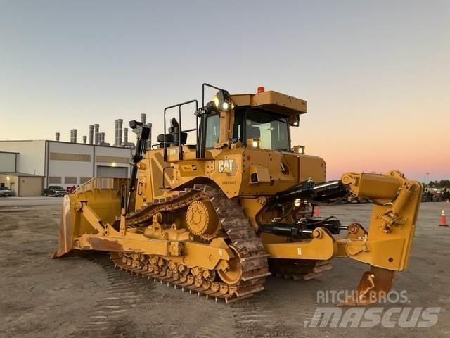 CAT D8 بلدوزرات مجنزرة