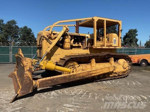 CAT D8H بلدوزرات مجنزرة