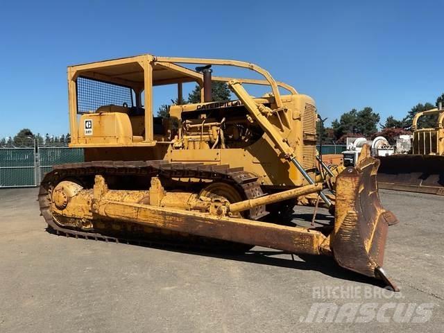CAT D8H بلدوزرات مجنزرة