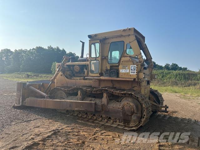 CAT D8K بلدوزرات مجنزرة