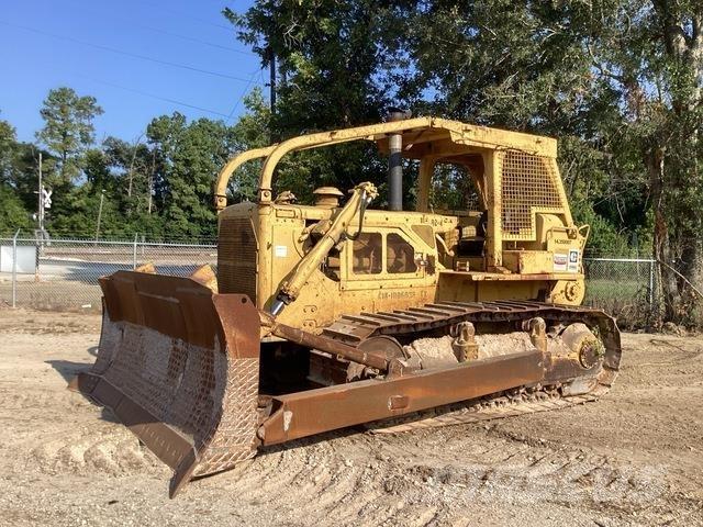 CAT D8K بلدوزرات مجنزرة