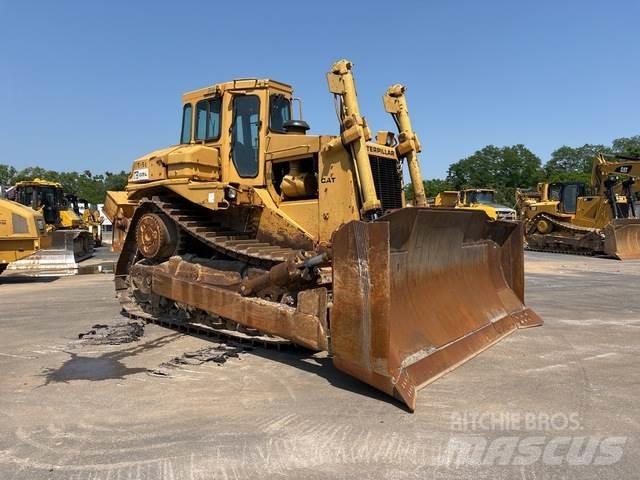 CAT D8L بلدوزرات مجنزرة