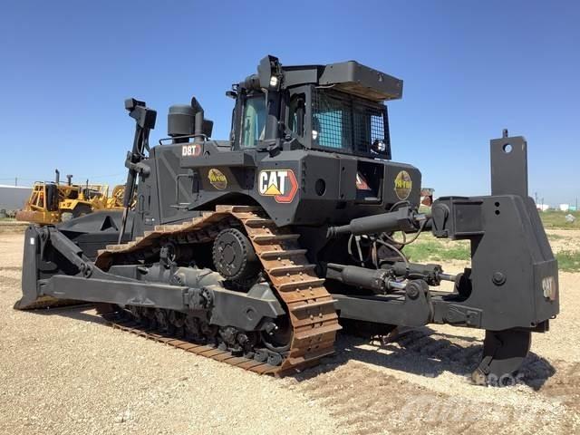 CAT D8T بلدوزرات مجنزرة