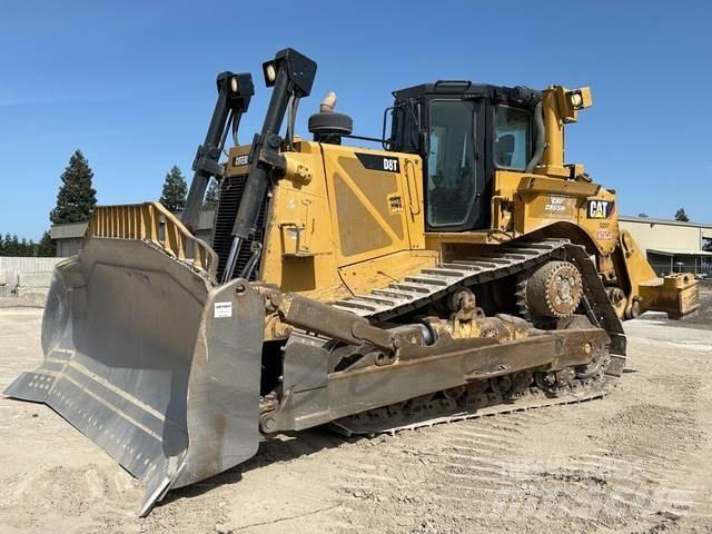 CAT D8T بلدوزرات مجنزرة