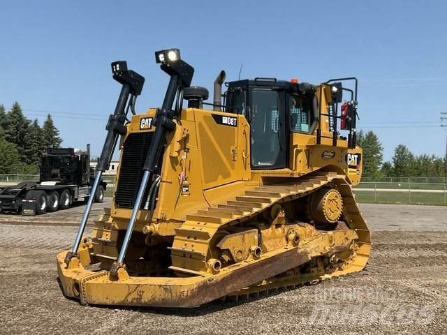 CAT D8T بلدوزرات مجنزرة