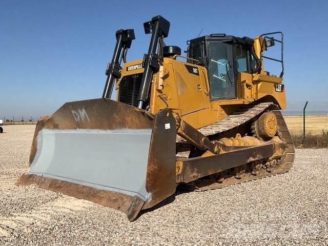 CAT D8T بلدوزرات مجنزرة
