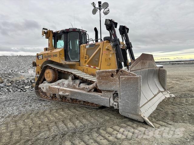 CAT D8T بلدوزرات مجنزرة