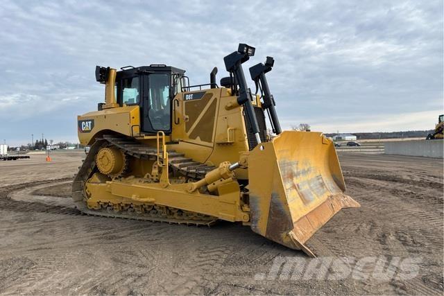 CAT D8T بلدوزرات مجنزرة