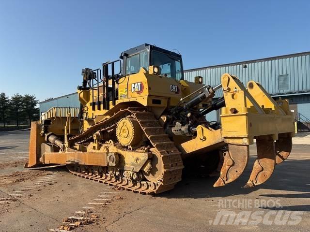 CAT D9 بلدوزرات مجنزرة