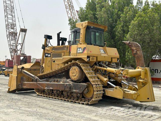 CAT D9R بلدوزرات مجنزرة