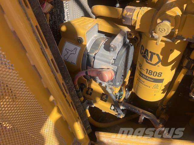 CAT D9T بلدوزرات مجنزرة