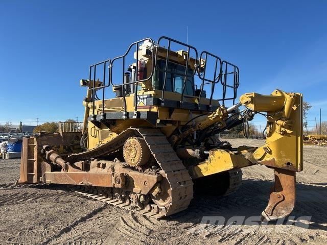 CAT D9T بلدوزرات مجنزرة
