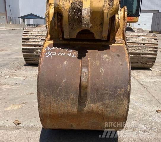 CAT DB 36 GD دلاء