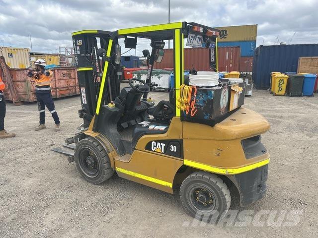 CAT DP30NT شاحنات ذات رافعات شوكية - أخرى