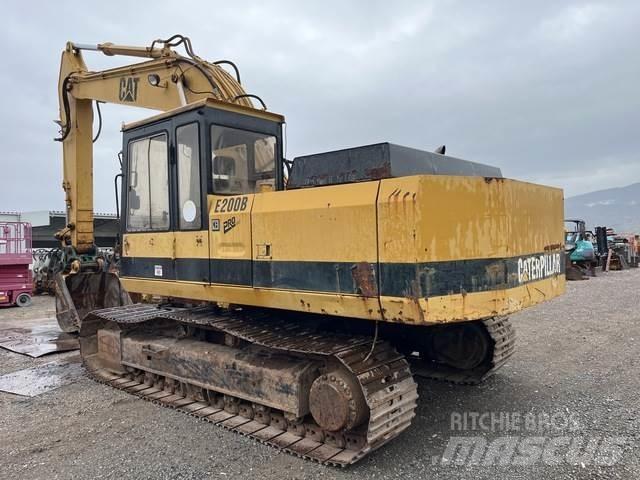 CAT E200B حفارات زحافة