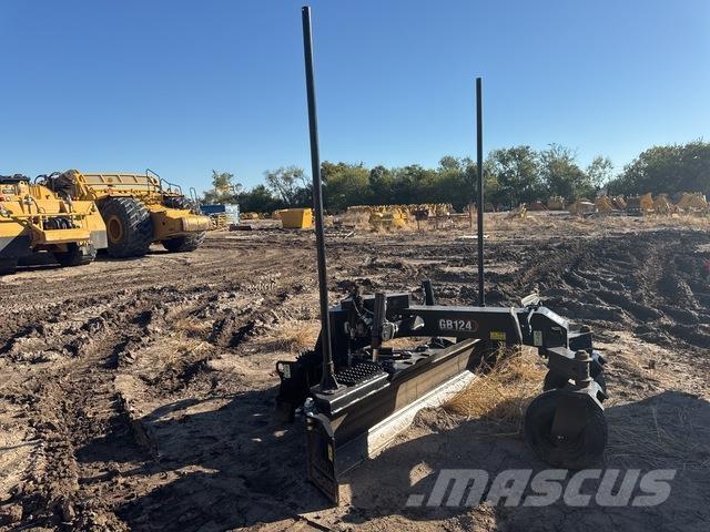 CAT GB124 معدات تمهيد الطرق