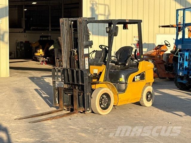 CAT GP25N شاحنات ذات رافعات شوكية - أخرى