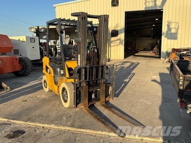 CAT GP25N شاحنات ذات رافعات شوكية - أخرى