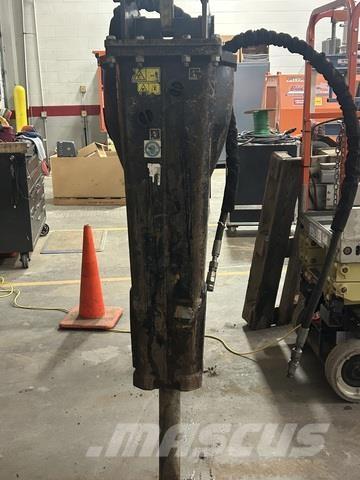 CAT H95 مطارق / كسارات