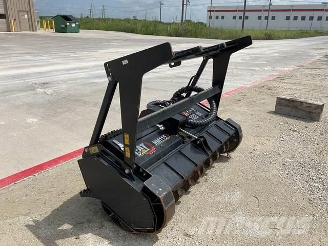 CAT HM115 ماكينات تقطيع أخشاب الحراجة