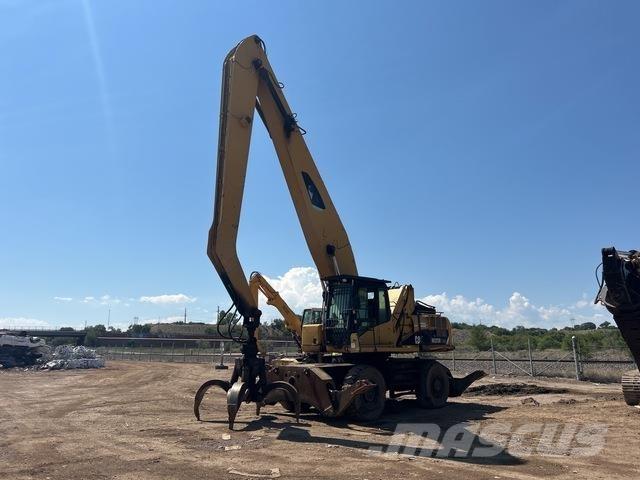 CAT M325D LMH مناولات المخلفات / مناولات صناعية