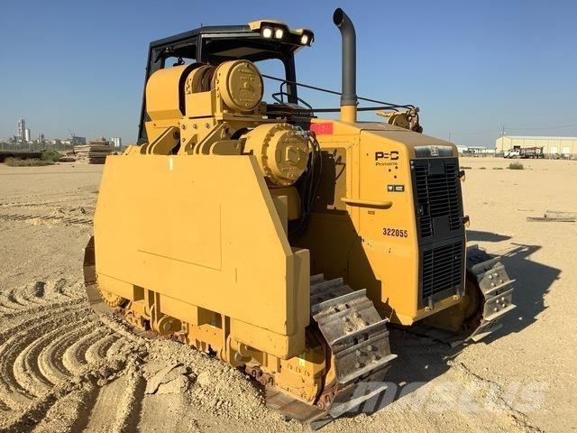 CAT PL61 رافعات مد أنابيب