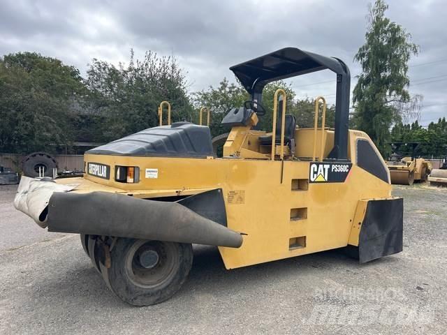 CAT PS-360C مداحل ذات إطارات هوائية