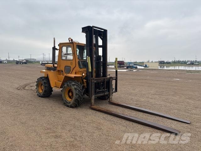 CAT R80 شاحنات الطرق الوعرة