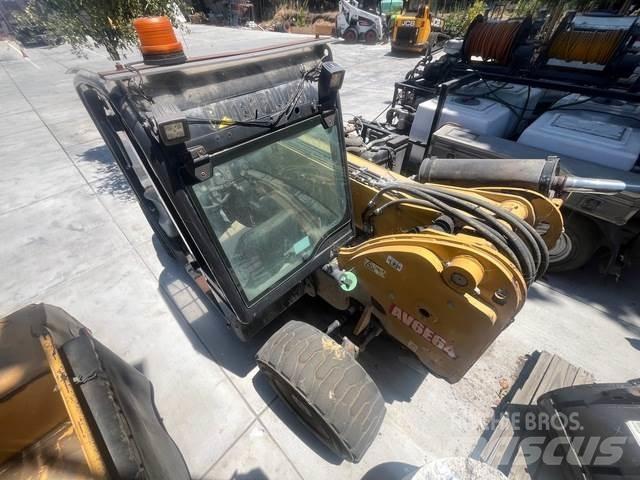CAT TH255 مناولات متداخلة