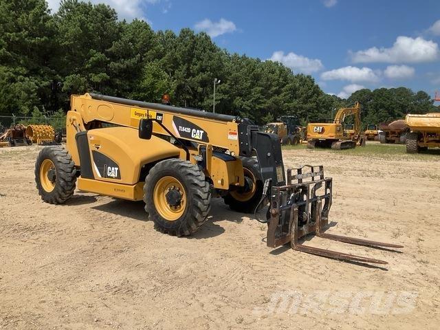 CAT TL642D مناولات متداخلة