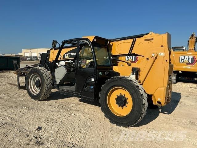 CAT TL642D مناولات متداخلة