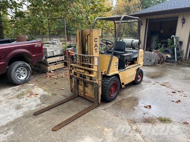 CAT V60 شاحنات ذات رافعات شوكية - أخرى