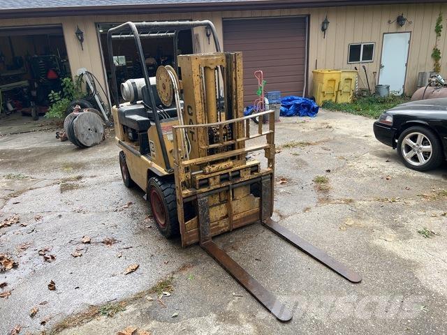 CAT V60 شاحنات ذات رافعات شوكية - أخرى