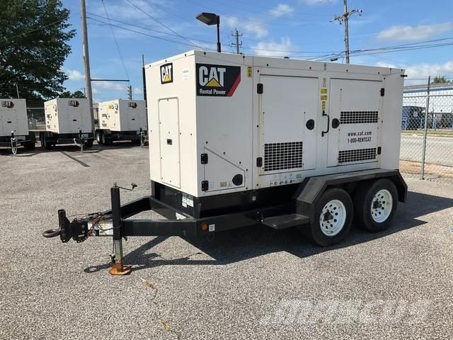 CAT XQ125 مولدات ديزل