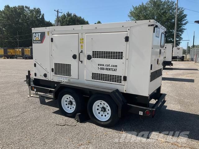 CAT XQ125 مولدات ديزل