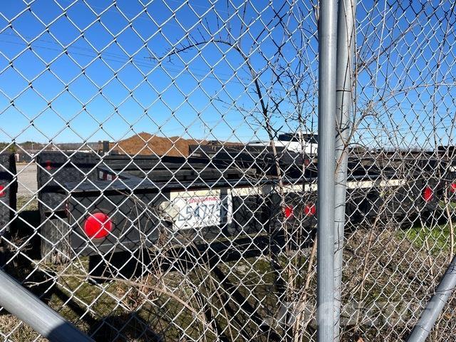  Centreville مساحات تخزين محمولة للطاقة