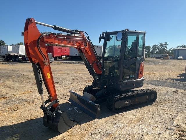 CFG 40UF حفارات زحافة