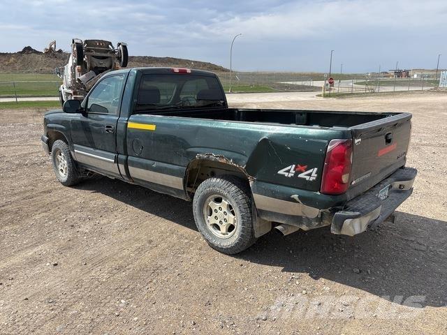 Chevrolet 1500 شاحنات خفيفة/مفصلية الجوانب