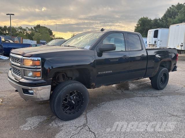 Chevrolet 1500 شاحنات خفيفة/مفصلية الجوانب